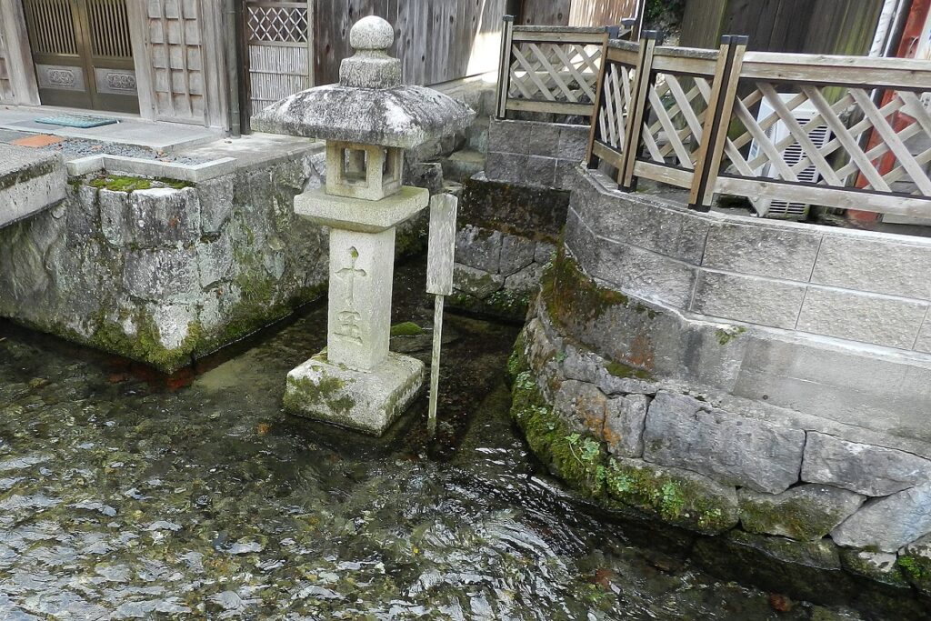 日本遺産・琵琶湖　祈りと暮らしの水遺産　醒井宿