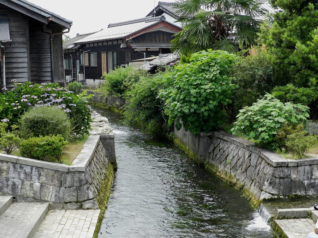 日本遺産・琵琶湖　祈りと暮らしの水遺産　高島市針江・霜降の水辺景観