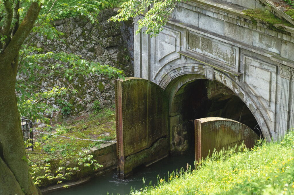 日本遺産 「京都と大津を繋ぐ希望の水 琵琶湖疏水」と、琵琶湖に入る水出て行く水の旅　日本遺産を構成する文化財